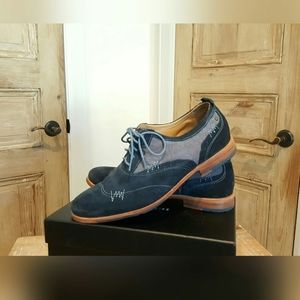 RockPort blue suede Oxfords